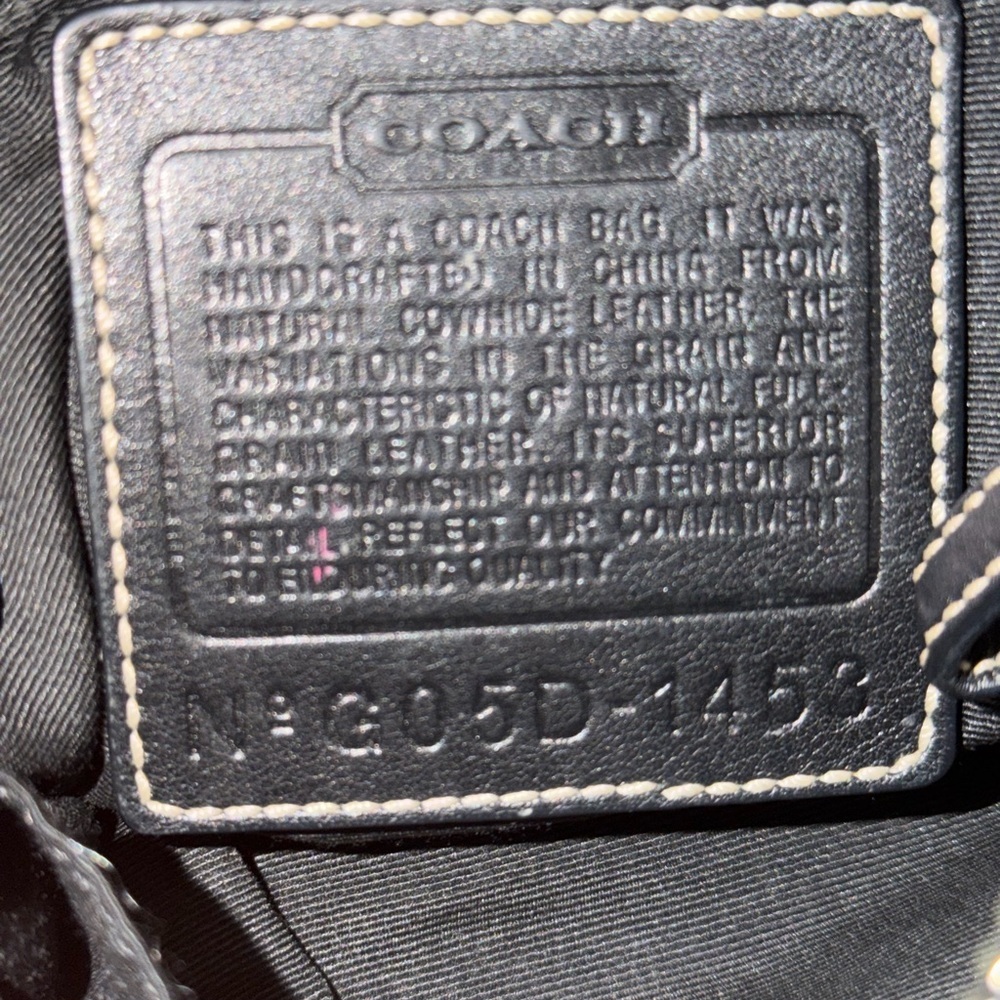 Vintage Coach#1453 Black Leather Shoulder Bag with Buckle Details - Picture 8 of 11